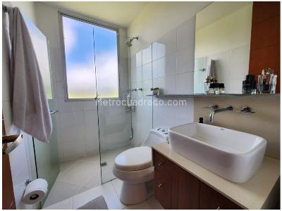 Casa de 4 alcobas en venta en Llanogrande, Rionegro, 363 m² · foto 13 de 20