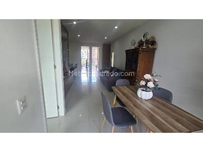 Apartamento de 3 alcobas en venta en Laureles, Medellín, 95 m² · foto 3 de 20