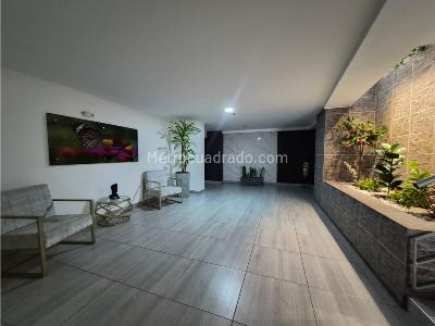 Apartamento de 2 alcobas en venta en Parque, Sabaneta, 63 m² · foto 2 de 16