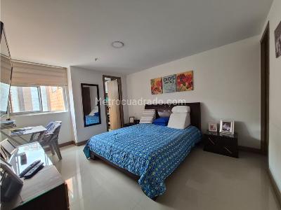 Apartamento de 2 alcobas en venta en Parque, Sabaneta, 63 m² · foto 9 de 16