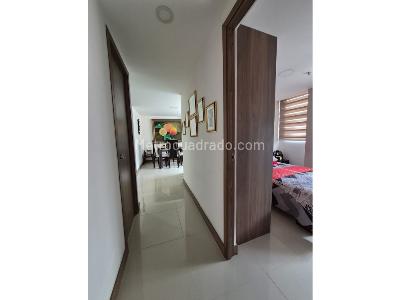 Apartamento de 2 alcobas en venta en Parque, Sabaneta, 63 m² · foto 13 de 16