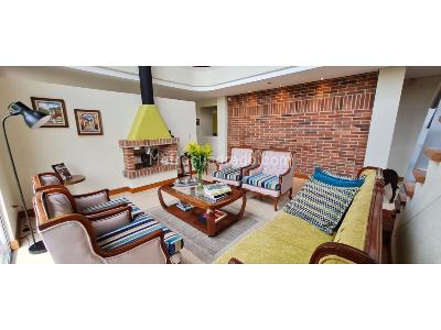 Casa en venta en Loma Del Escobero, Envigado · foto 2 de 17