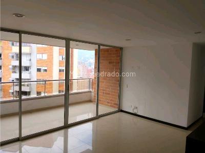 Apartamento de 3 alcobas en venta en Las Lomitas, Sabaneta, 84 m² · foto 3 de 16