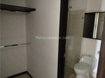Apartamento de 3 alcobas en venta en Las Lomitas, Sabaneta, 84 m² · foto 6 de 16