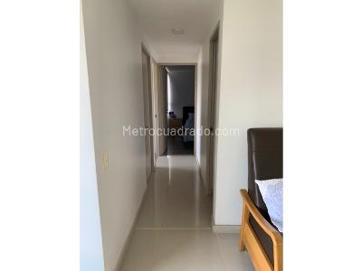 Apartamento de 2 alcobas en venta en Las Lomitas, Sabaneta, 68 m² · foto 12 de 15