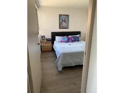 Apartamento de 2 alcobas en venta en Las Lomitas, Sabaneta, 68 m² · foto 13 de 15