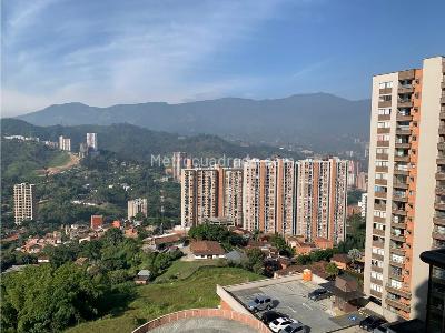 Apartamento de 2 alcobas en venta en Las Lomitas, Sabaneta, 68 m² · foto 2 de 15