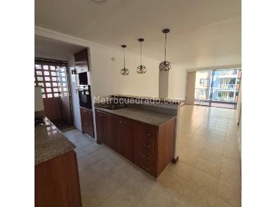 Apartamento de 4 alcobas en venta en Calle Nueva, Sabaneta, 84 m² · foto 3 de 18