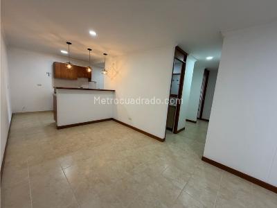 Apartamento de 4 alcobas en venta en Calle Nueva, Sabaneta, 84 m² · foto 6 de 18