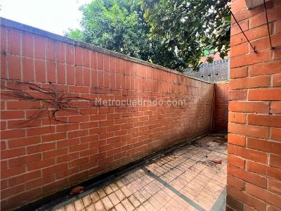 Apartamento de 3 alcobas en venta en El Poblado, Medellín, 190 m² · foto 14 de 16