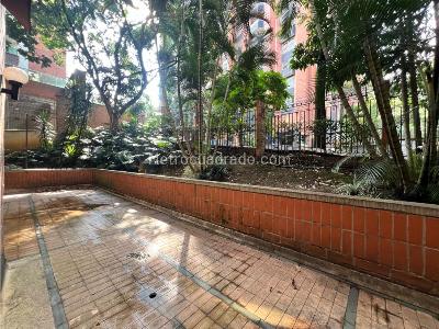Apartamento de 3 alcobas en venta en El Poblado, Medellín, 190 m² · foto 16 de 16