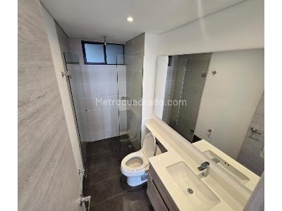 Apartamento de 2 alcobas en venta en El Poblado, Medellín, 88 m² · foto 4 de 20