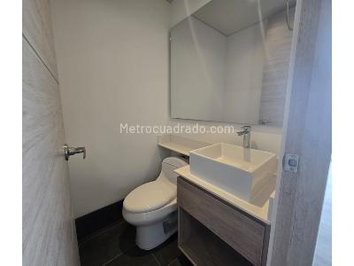 Apartamento de 2 alcobas en venta en El Poblado, Medellín, 88 m² · foto 8 de 20