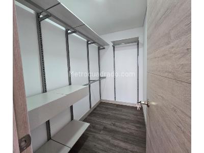 Apartamento de 2 alcobas en venta en El Poblado, Medellín, 88 m² · foto 12 de 20