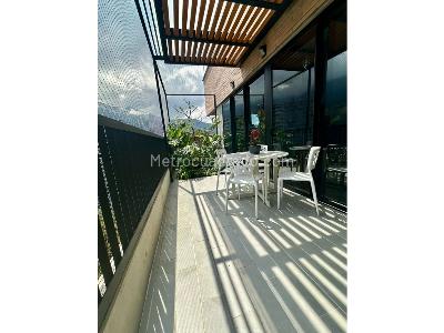 Apartamento de 2 alcobas en venta en Alto De Las Palmas, Medellín, 95 m² · foto 2 de 13