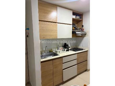 Apartamento de 3 alcobas en venta en Parque, Sabaneta, 75 m² · foto 3 de 15