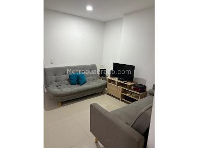 Apartamento de 3 alcobas en venta en Parque, Sabaneta, 75 m² · foto 4 de 15