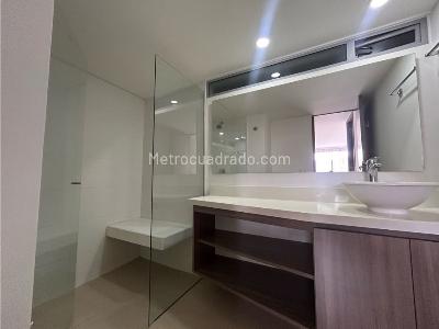 Apartamento en venta en Loma De Las Brujas, Envigado · foto 15 de 16