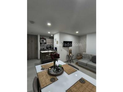 Apartamento de 3 alcobas en arriendo en San Diego, Medellín, 69 m² · foto 10 de 18