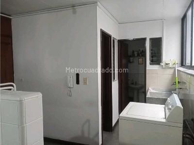 Apartamento de 3 alcobas en venta en Los Colores, Medellín, 194 m² · foto 20 de 20
