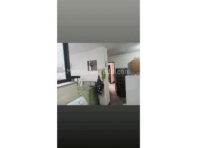 Apartamento de 3 alcobas en venta en Los Colores, Medellín, 194 m² · foto 6 de 20