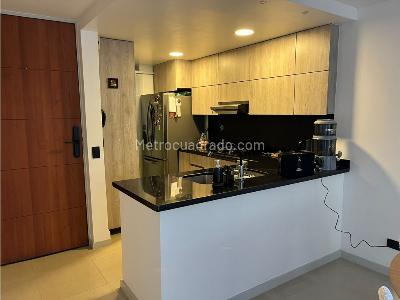 Apartamento en venta en El Esmeraldal, Envigado · foto 3 de 12