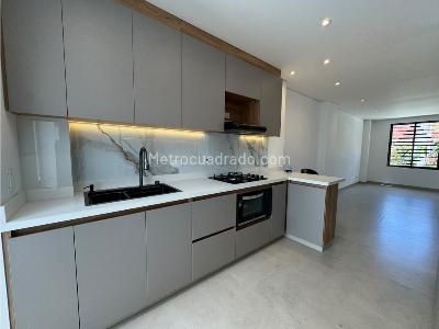 Casa de 4 alcobas en venta en San Antonio De Pereira, Rionegro, 165 m² · foto 3 de 20