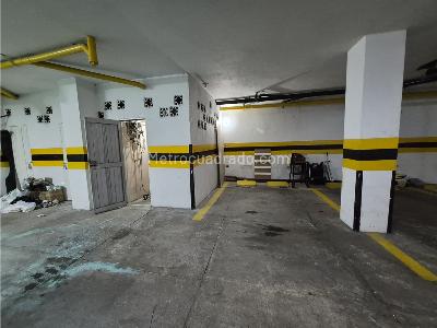 Apartamento de 4 alcobas en venta en Laureles, Medellín, 135 m² · foto 13 de 14