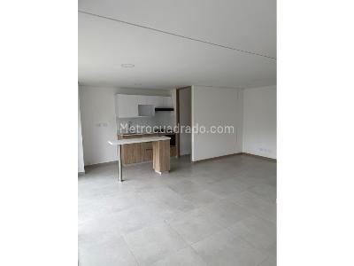 Apartamento de 2 alcobas en venta en San Jose, Sabaneta, 74 m² · foto 4 de 20