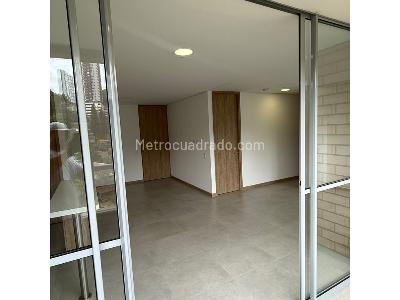 Apartamento de 2 alcobas en venta en San Jose, Sabaneta, 74 m² · foto 7 de 20