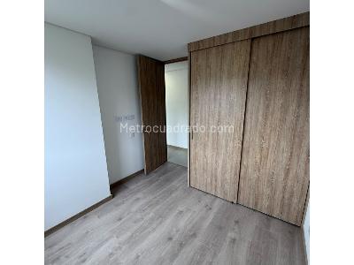 Apartamento de 2 alcobas en venta en San Jose, Sabaneta, 74 m² · foto 15 de 20
