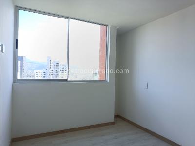 Apartamento de 2 alcobas en venta en Suramerica, Itagüí, 81 m² · foto 8 de 20