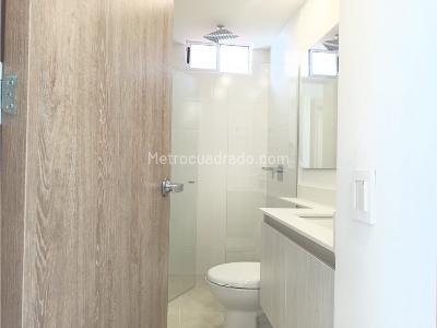 Apartamento de 2 alcobas en venta en Suramerica, Itagüí, 81 m² · foto 17 de 20