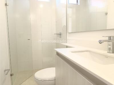 Apartamento de 2 alcobas en venta en Suramerica, Itagüí, 81 m² · foto 19 de 20