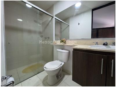 Apartamento de 3 alcobas en venta en San Jose, Sabaneta, 84 m² · foto 14 de 17