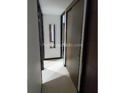 Apartamento de 3 alcobas en venta en San Jose, Sabaneta, 84 m² · foto 7 de 17