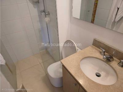 Apartamento de 3 alcobas en venta en Loma De San Jose, Sabaneta, 65 m² · foto 7 de 20