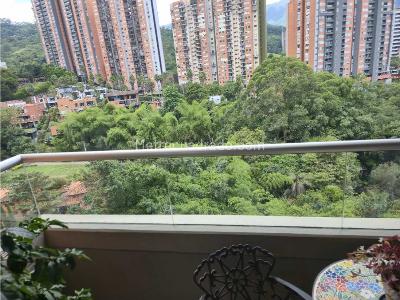 Apartamento de 3 alcobas en venta en Loma De San Jose, Sabaneta, 65 m² · foto 10 de 20