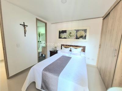 Apartamento de 3 alcobas en venta en La Doctora, Sabaneta, 65 m² · foto 7 de 16