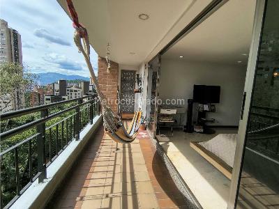 Apartamento de 3 alcobas en venta en Castropol, Medellín, 150 m² · foto 8 de 19