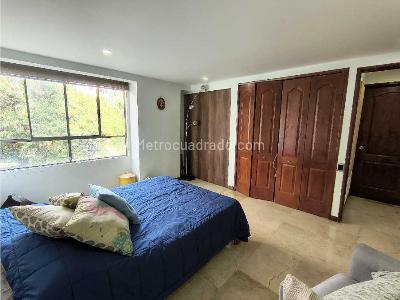 Apartamento de 3 alcobas en venta en Castropol, Medellín, 150 m² · foto 13 de 19