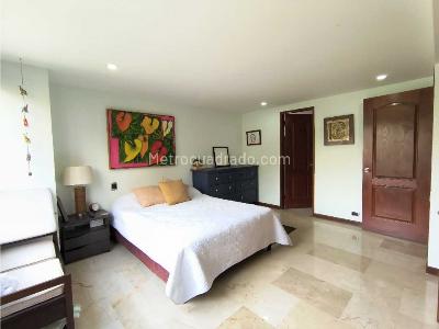 Apartamento de 3 alcobas en venta en Castropol, Medellín, 150 m² · foto 15 de 19