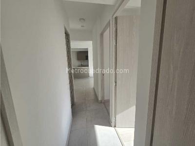 Apartamento de 2 alcobas en venta en Av Las Vegas, Envigado, 70 m² · foto 11 de 14