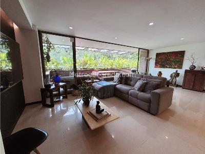 Apartamento de 2 alcobas en venta en Altos Del Poblado, Medellín, 104 m² · foto 2 de 20