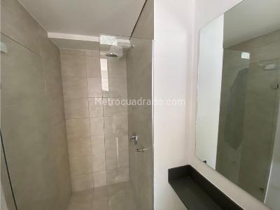 Apartamento de 3 alcobas en venta en Las Lomitas, Sabaneta, 81 m² · foto 5 de 15