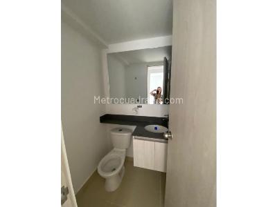 Apartamento de 3 alcobas en venta en Las Lomitas, Sabaneta, 81 m² · foto 9 de 15