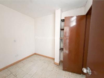 Casa de 4 alcobas en venta en Simon Bolivar, Medellín, 164 m² · foto 5 de 15