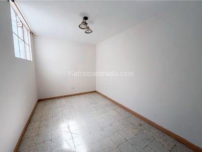 Casa de 4 alcobas en venta en Simon Bolivar, Medellín, 164 m² · foto 9 de 15