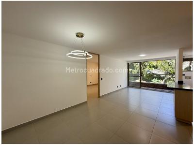 Apartamento en venta en El Poblado, Medellín · foto 2 de 10