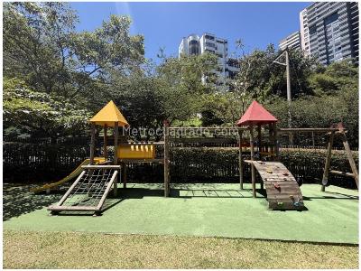 Apartamento en venta en El Poblado, Medellín · foto 9 de 10